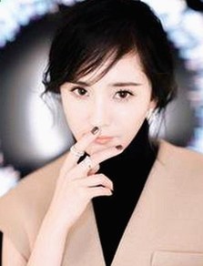 从笑料到热议：2021年娱乐圈那些刷屏的吃瓜瞬间